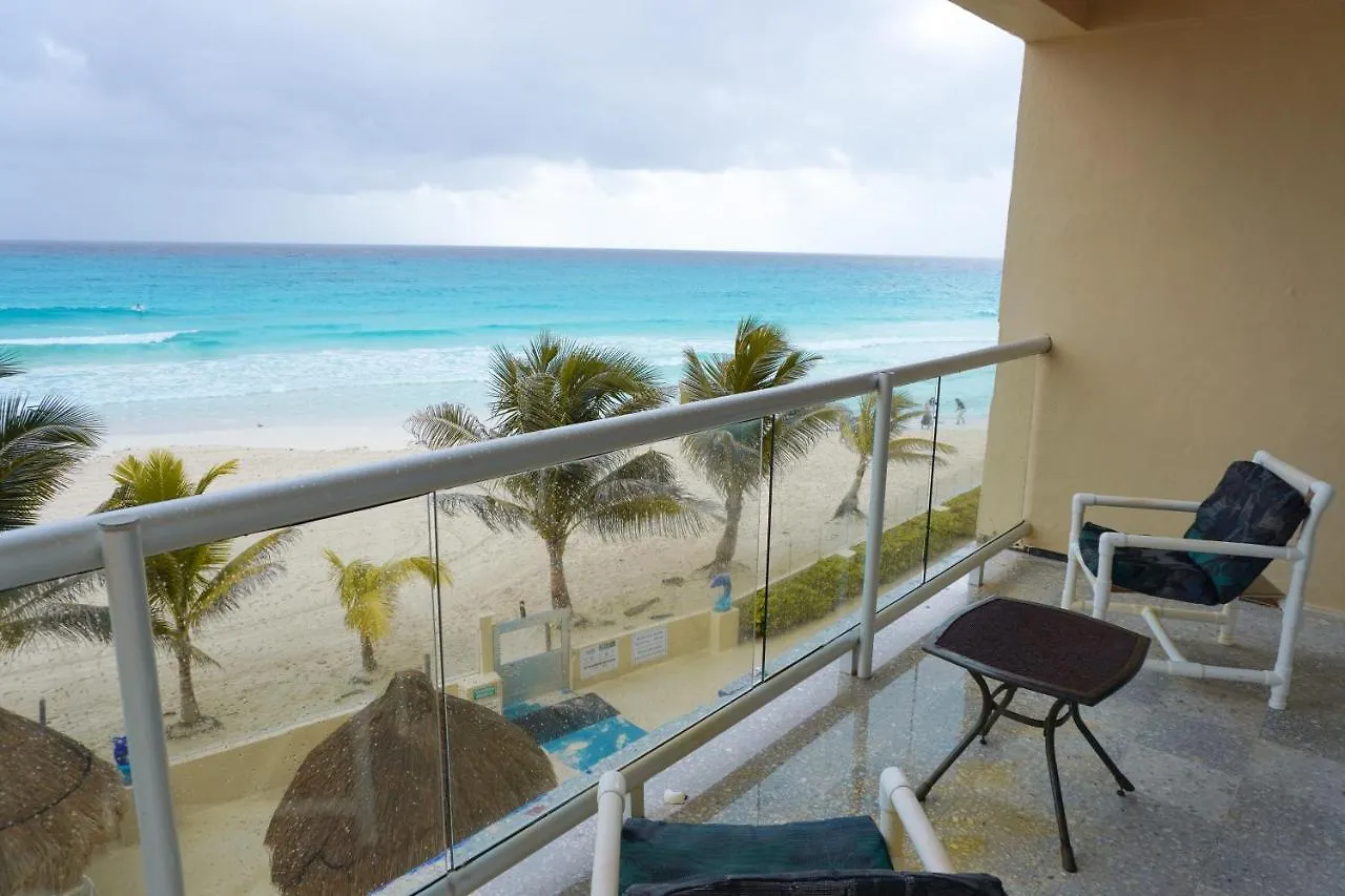 Luxury Caribbean Condos By Salvia Cancun Beachfront Apartmán